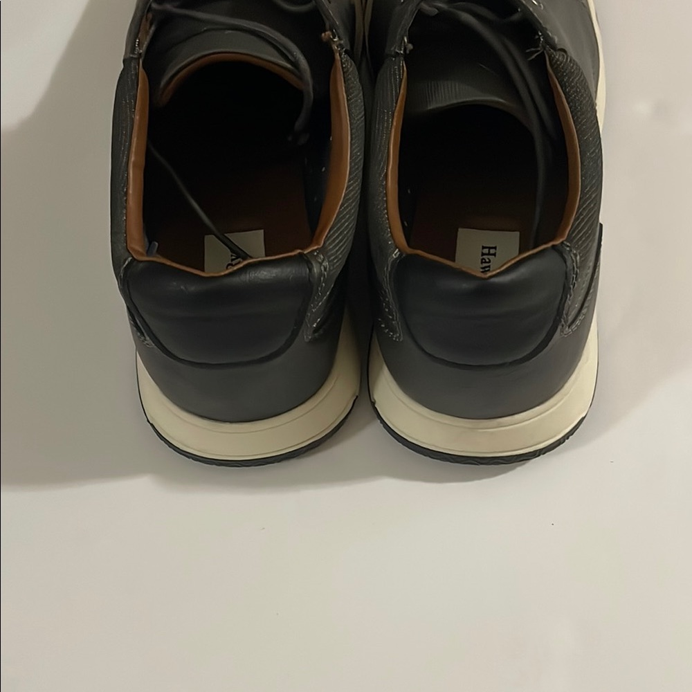 Elegant Dark Gray Derby Shoes for Men Size 10.5 - Picture 3 of 6